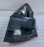 قم بتحميل الصورة إلى عارض الصور، OEM BMW 3 SERIES F30 F80 LCI REAR TAIL LIGHT ON BODY RIGHT SIDE 7369118
