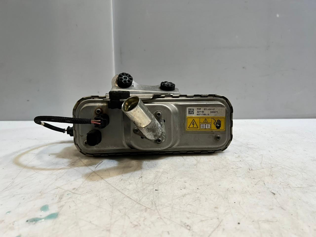 BMW F45 B38 2' Auxiliary Electrical Coolant Water Heater Hybrid 9371799 OEM