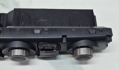 2004-2008 BMW 5 Series E60 E61 525i Climate Control Unit 6946981 OEM