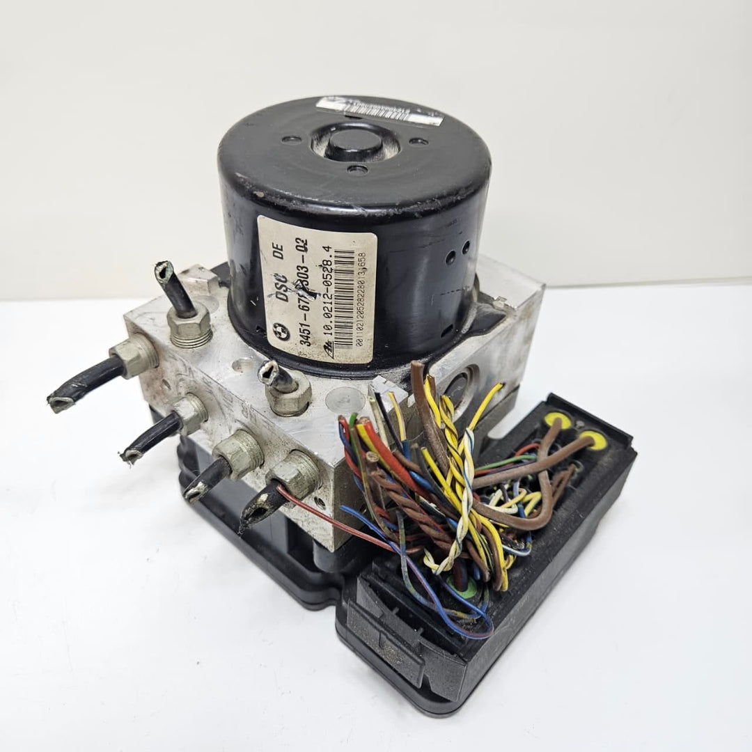 2009-2013 BMW 3 Series E90 E91 E92 E93 328i ABS Brake Pump Module 6789304