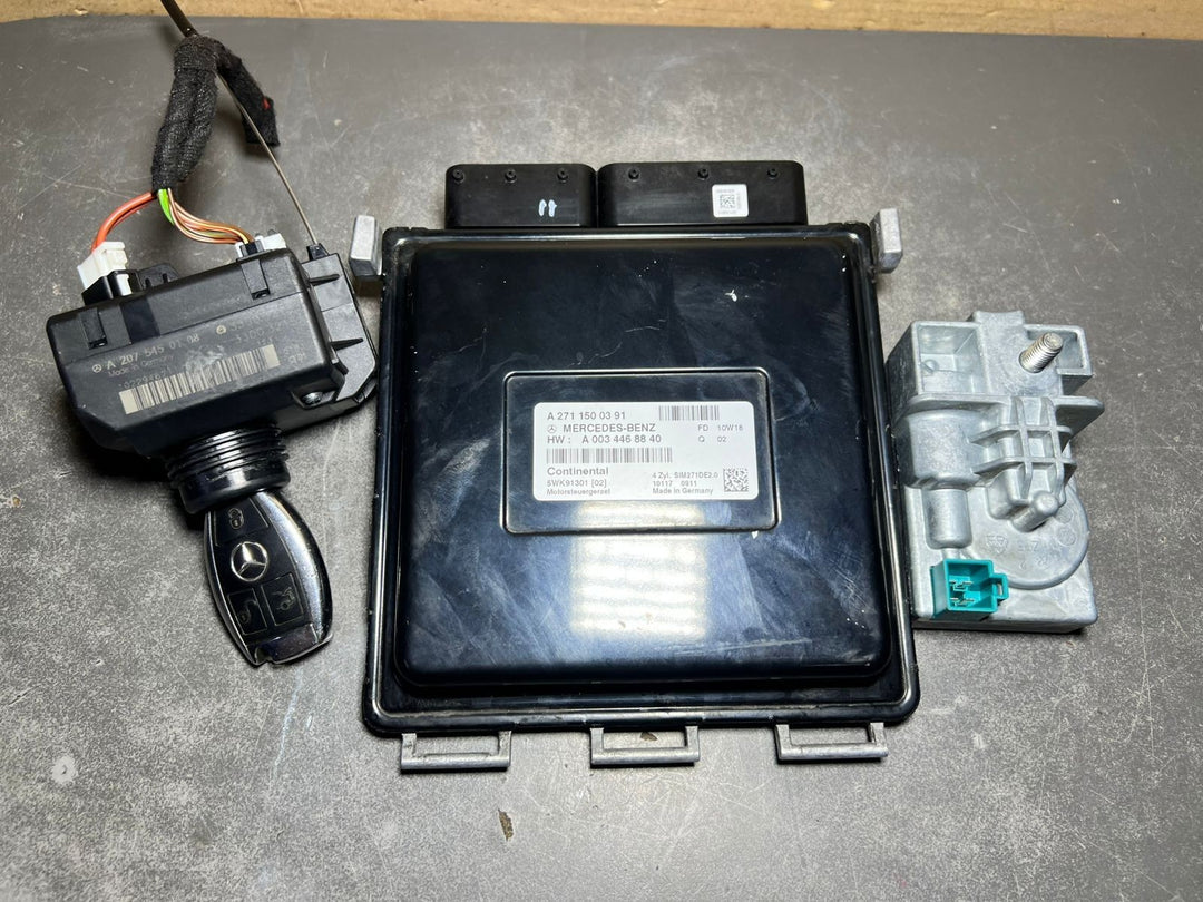 2010-14 Mercedes-Benz W204 ECU Engine Control Module Ignition Key Switch SET OEM