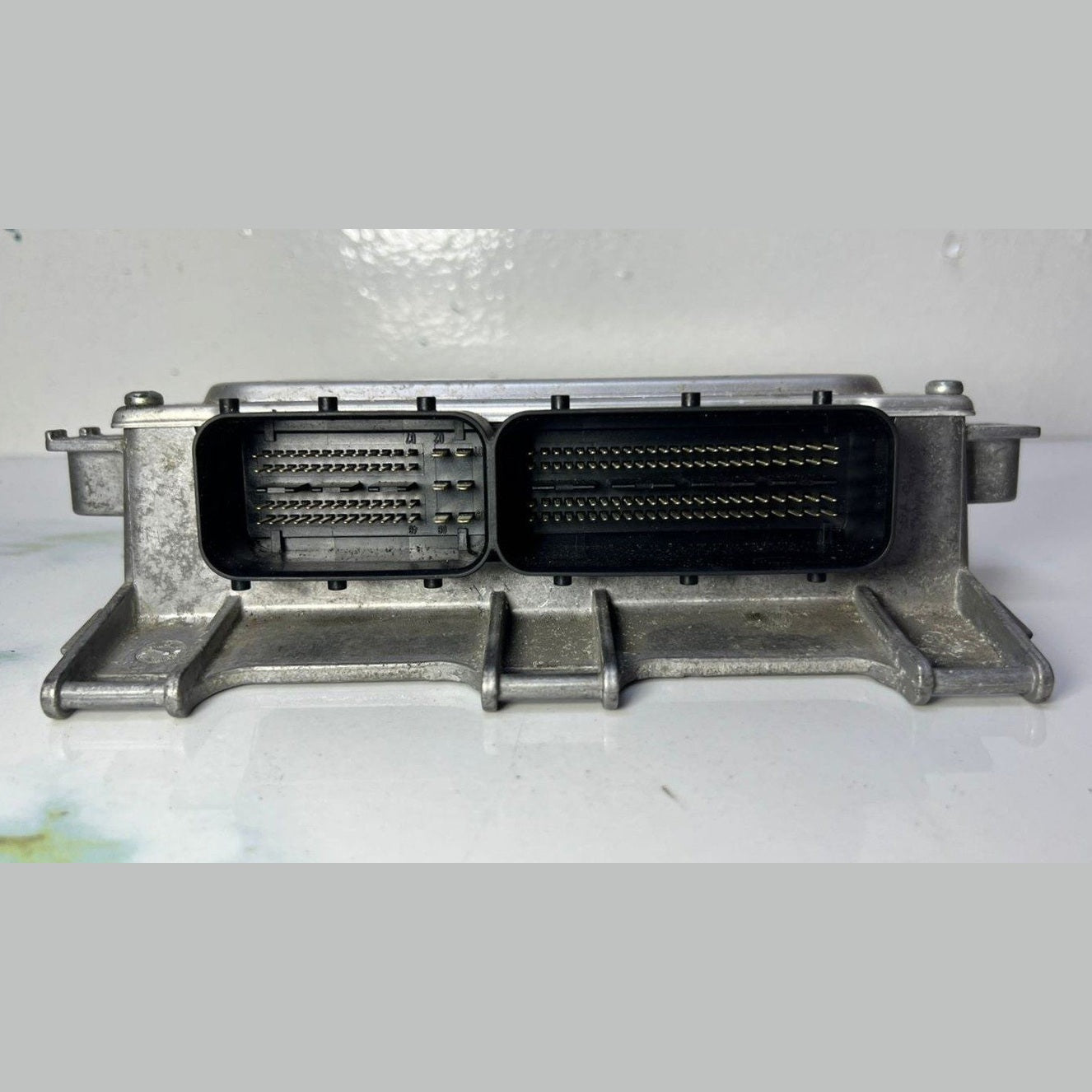 Mercedes-Benz Engine Control Module A 266 153 86 79