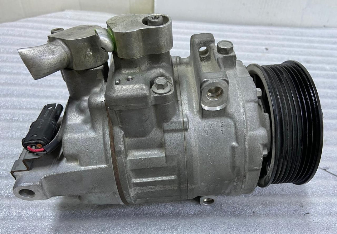 OEM BMW X3 F25 A/C AIR CONDITIONING COMPRESSOR 9217869 DENSO