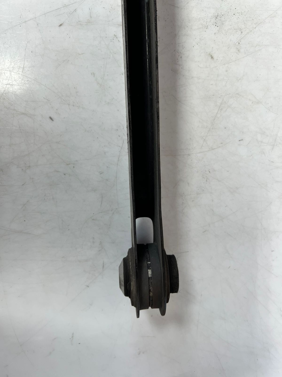 2017-2020 BMW 540i G30 G12 740i G32 G12 Rear Left Lower Control Arm 6861125 OEM