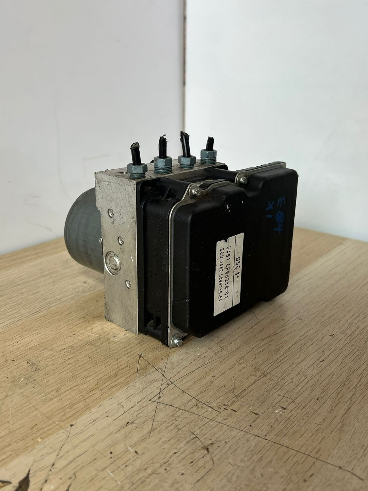 OEM BMW X1 E84 And E90 Hydraulic Unit ABS Pump Module 6860214