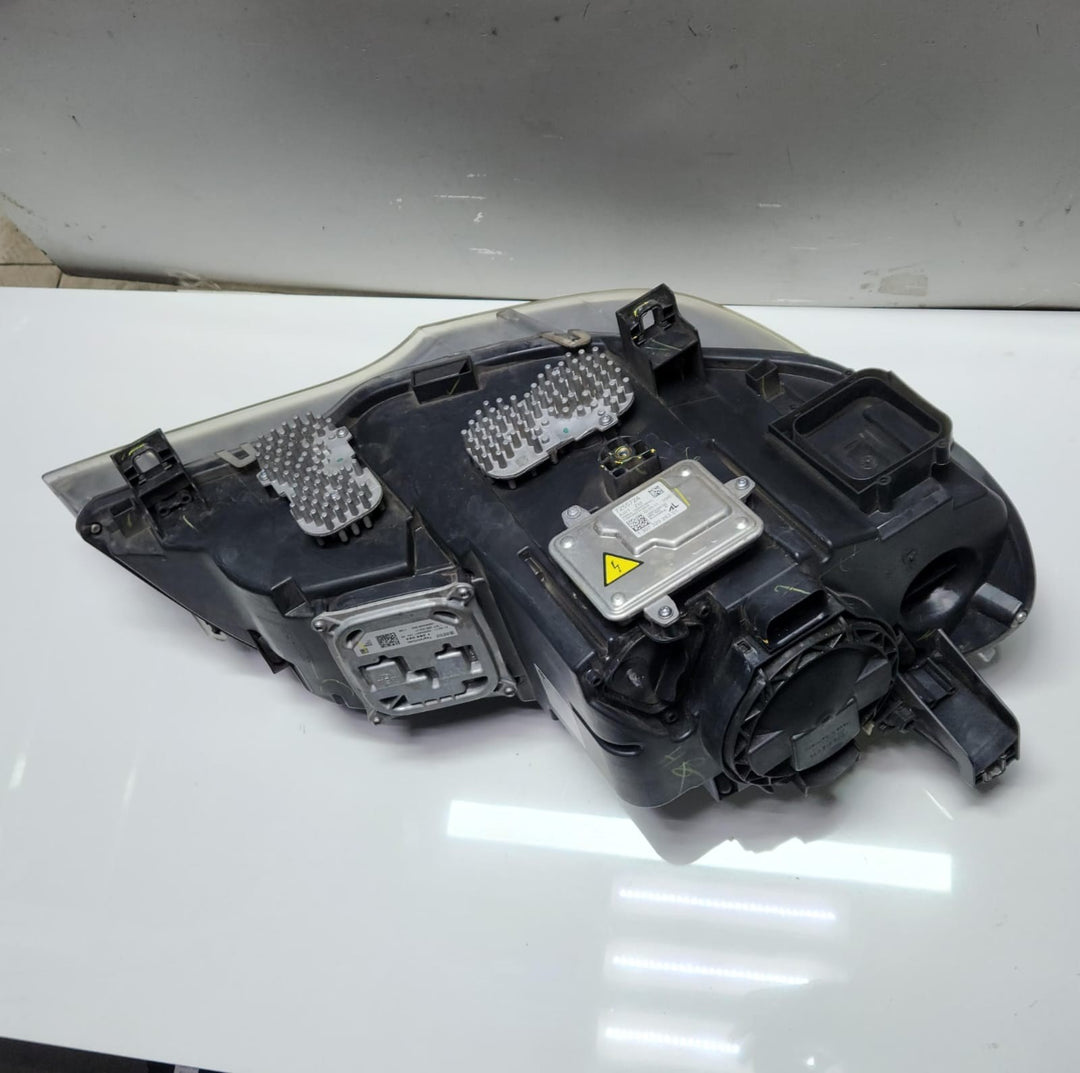 2011-2013 BMW X5 Left Xenon Headlight 7221893 X5 E70 OEM