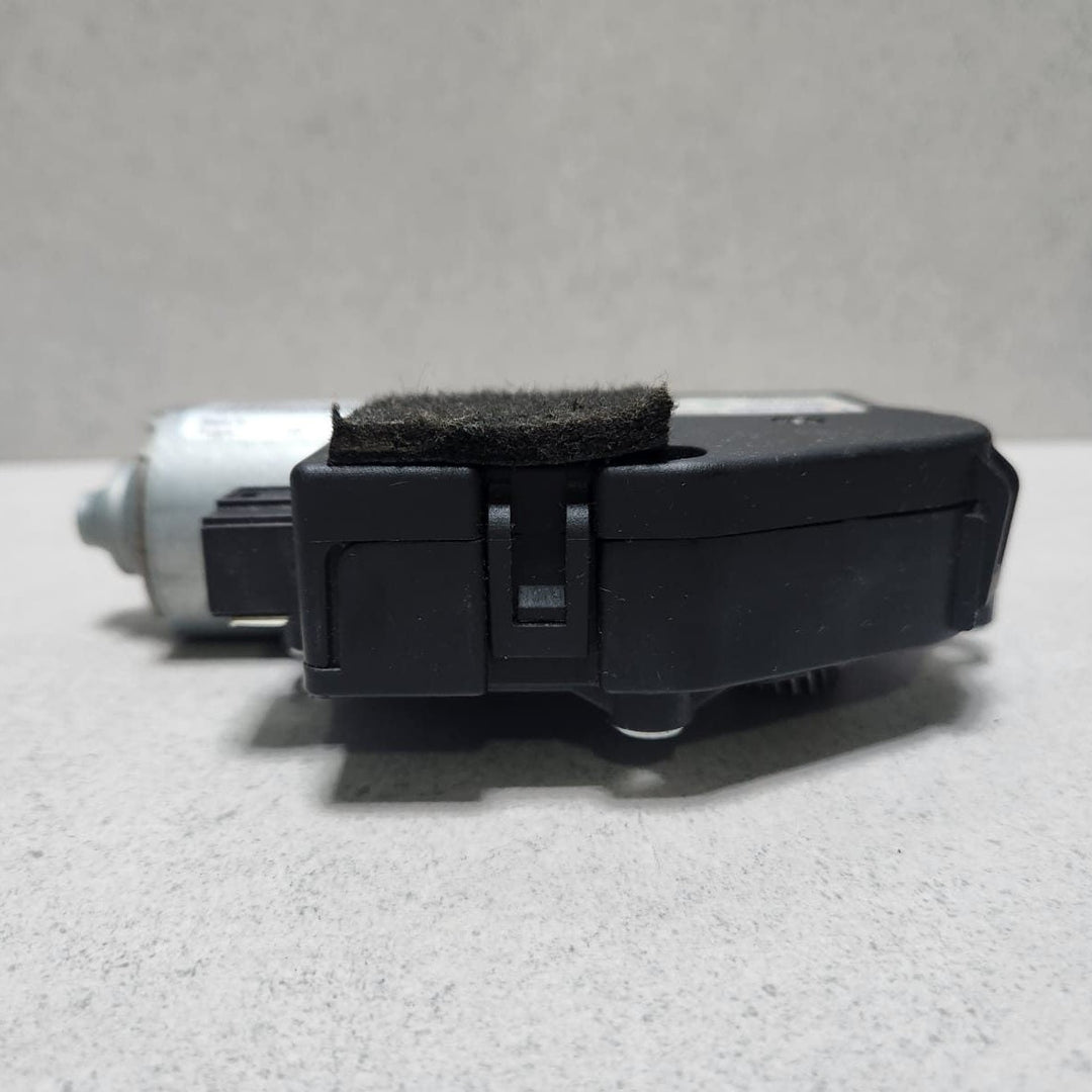 2011-2016 BMW 550i xDrive Sunroof Motor 7316535 5-Series F10