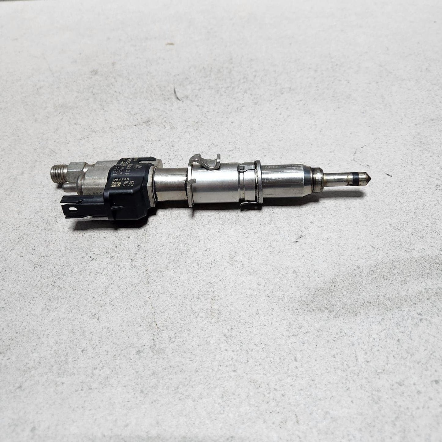 BMW Fuel Injector 7585261-04 N54 N63 N74 engines 1 Series 3 Series 5 Series X5