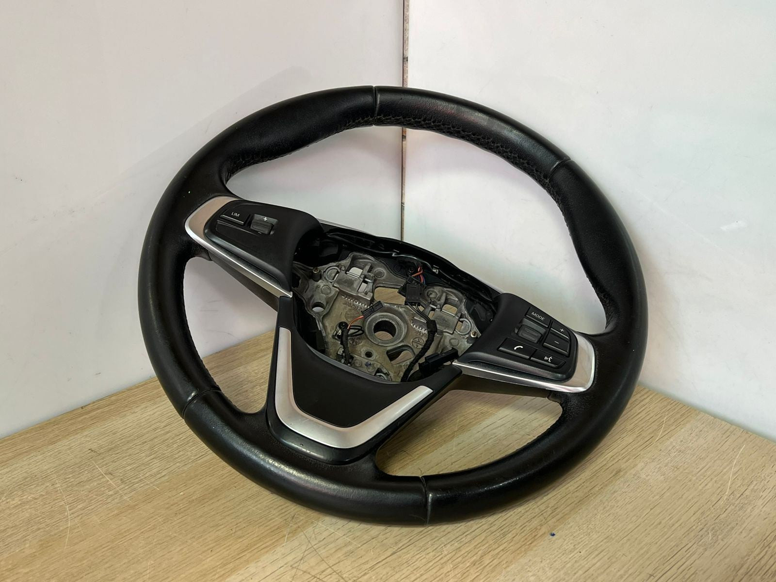 2016-2022 BMW X1 Steering Wheel 3082512 2 Series F45/F46
