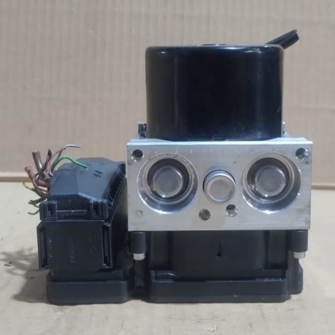 BMW Series 1 2 3 F20 F21 F22 F30 F31 F32 F33 ABS ANTI BREAK SYSTEM DSC 6862247