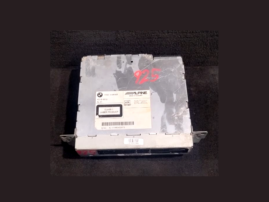BMW 5 SERIES F10 F11 CD PLAYER RADIO AUDIO HEAD UNIT 9258925