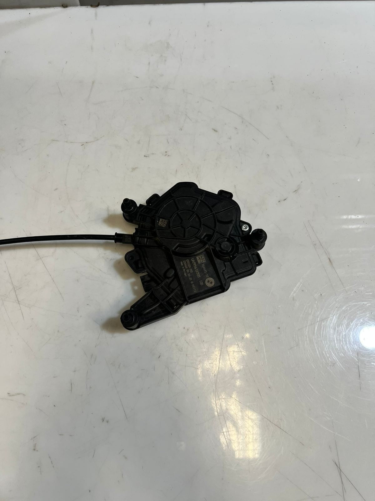 BMW iX 120 Rear Tailgate Boot Lock With Actuator 7954137 OEM