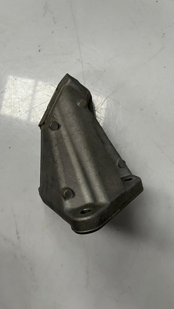 2012-2018 BMW M6 F13 S63 V8 Engine Mount Bracket 2211228411201 