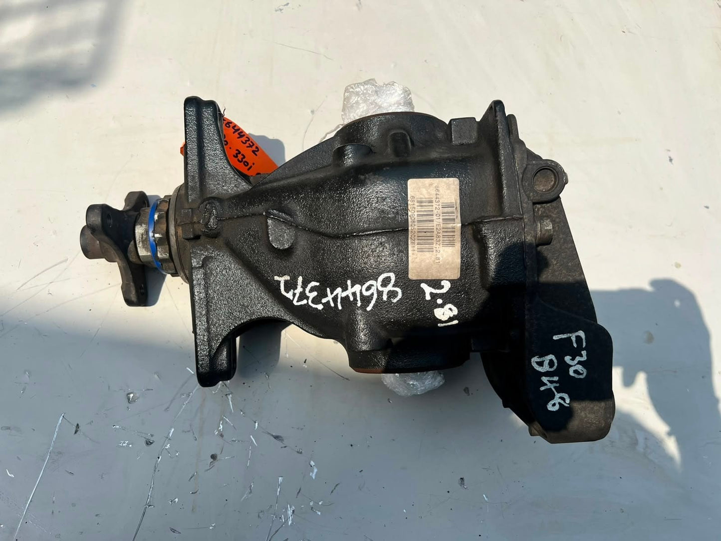 2016-2018 BMW F30 B48 2.81 RATIO Rear Differential Carrier 8644372 OEM