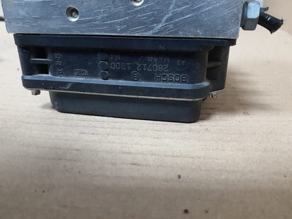 2010-2015 BMW X1 E84 ABS Hydraulic Brake Pump Control Module 6860214 OEM