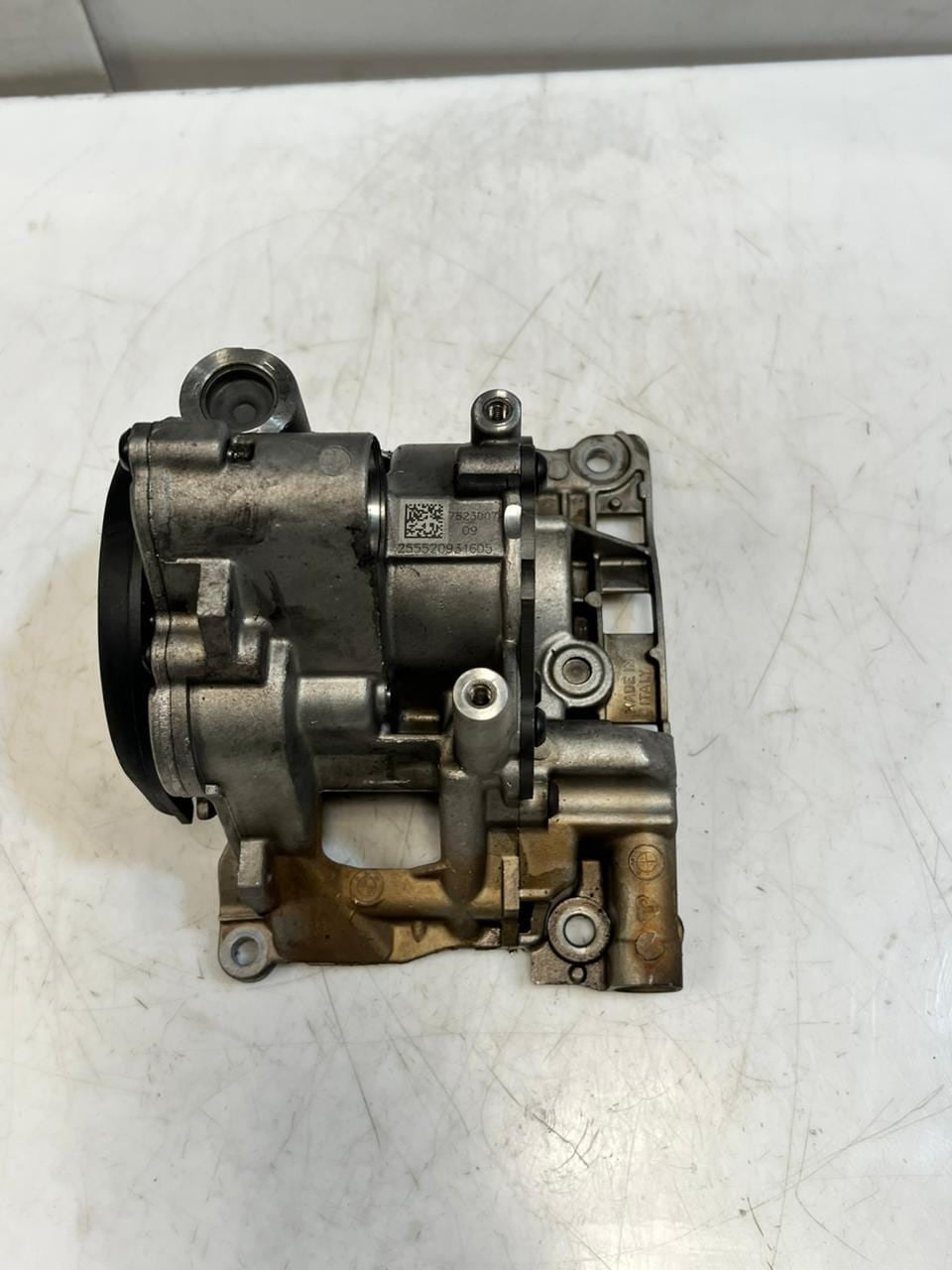 BMW 1 Series F20 F21 MINI R56 LCI Oil Vacuum Pump Mechanical Tandem Pump 7823007