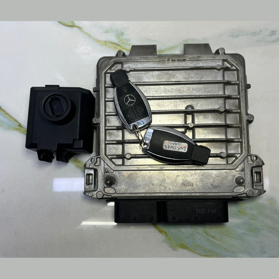 Mercedes CLA GLA ECU Engine Control Module Ignition Switch 2Key Set A270 9002100