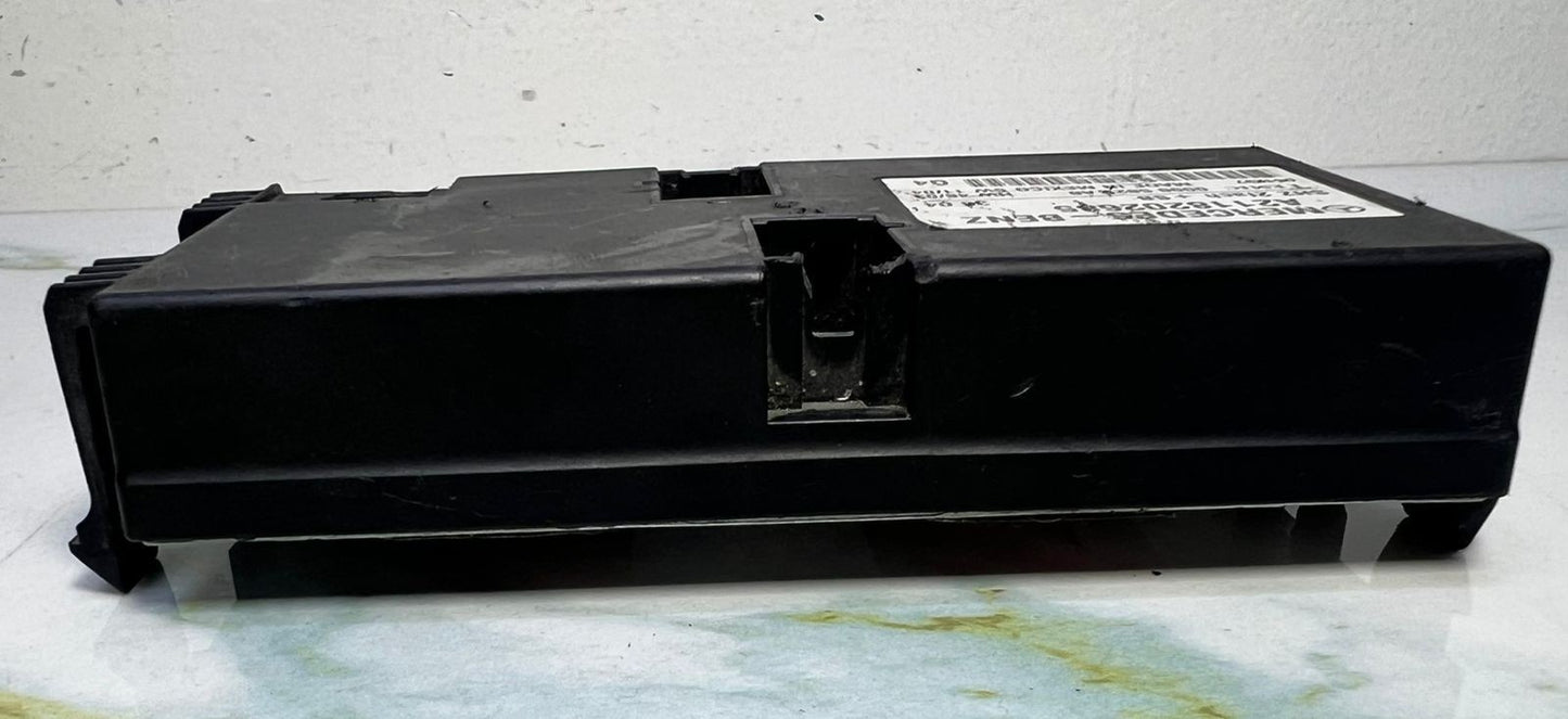 2004 Mercedes-Benz E-Class W211 E55 AMG Seat Heating Control Module A211 8202685