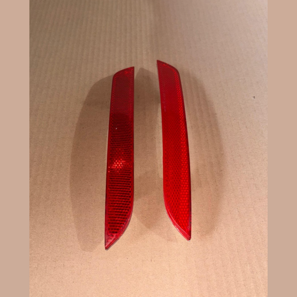 BMW F10 REAR BUMPER REFLECTORS LEFT RIGHT 7203237 7203238 SET 2009-2013