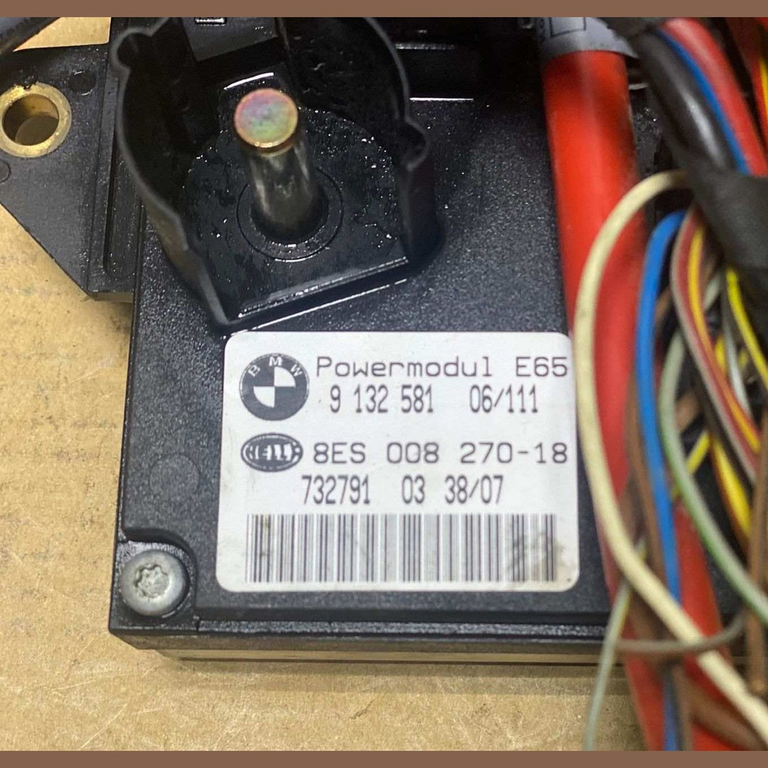 2004-2006 BMW 760i 2008 7 Series 745, 750, 750Li, and 760i Power Supply Control 