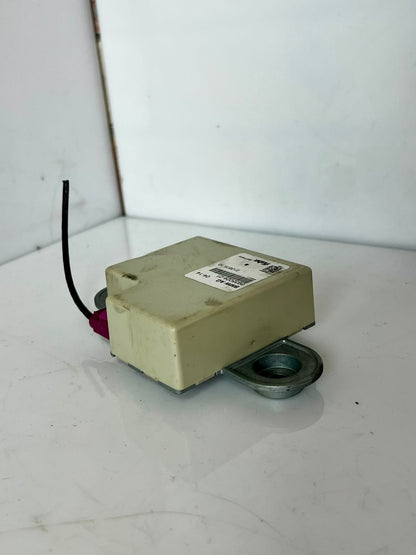 2011-2013 BMW 335I ANTENNA AMPLIFIER CONTROL MODULE 6935024-01 OEM 