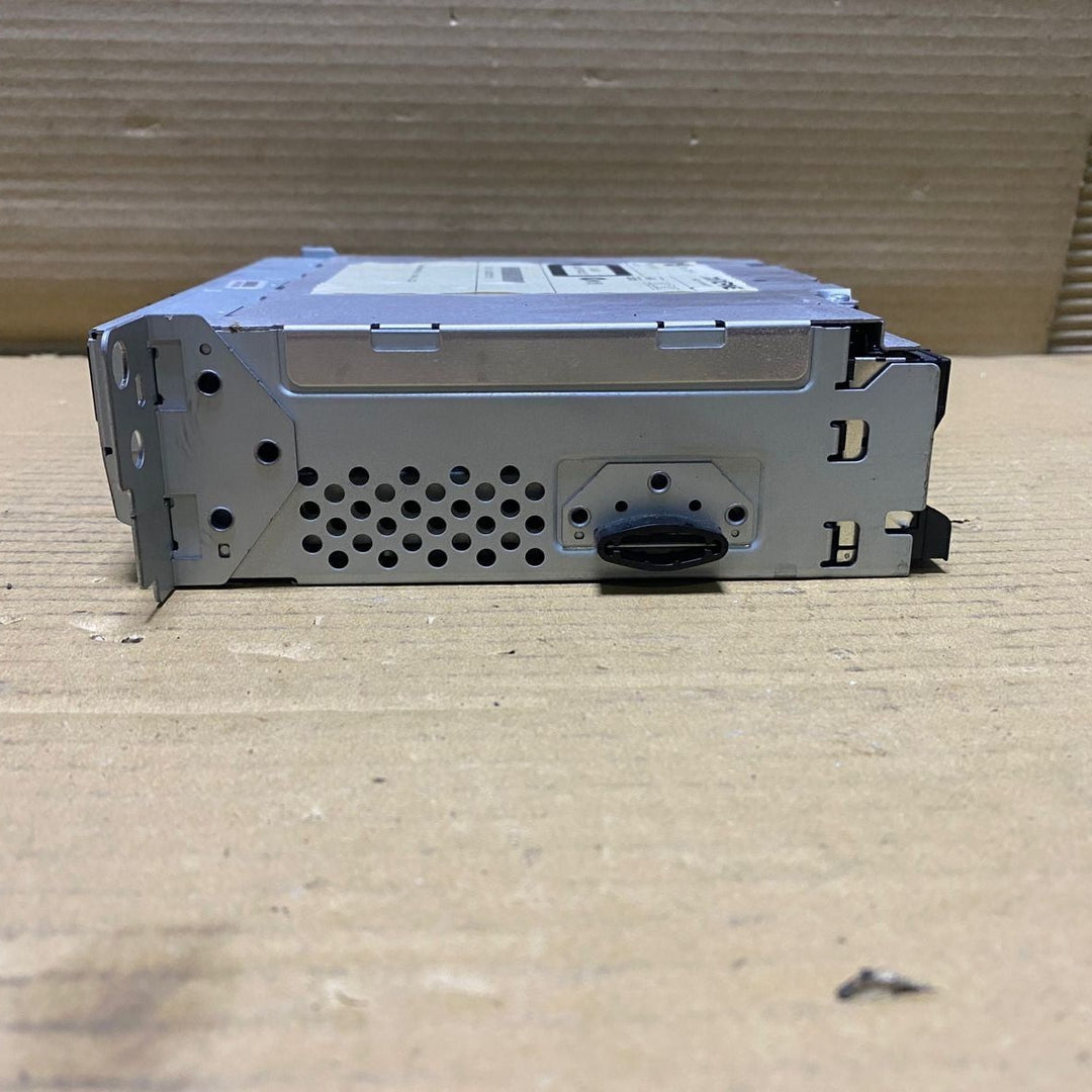 2010-2017 BMW X3 Cd Radio Head Unit 9294199  F10, F11, F20, F21, F30, F31 series
