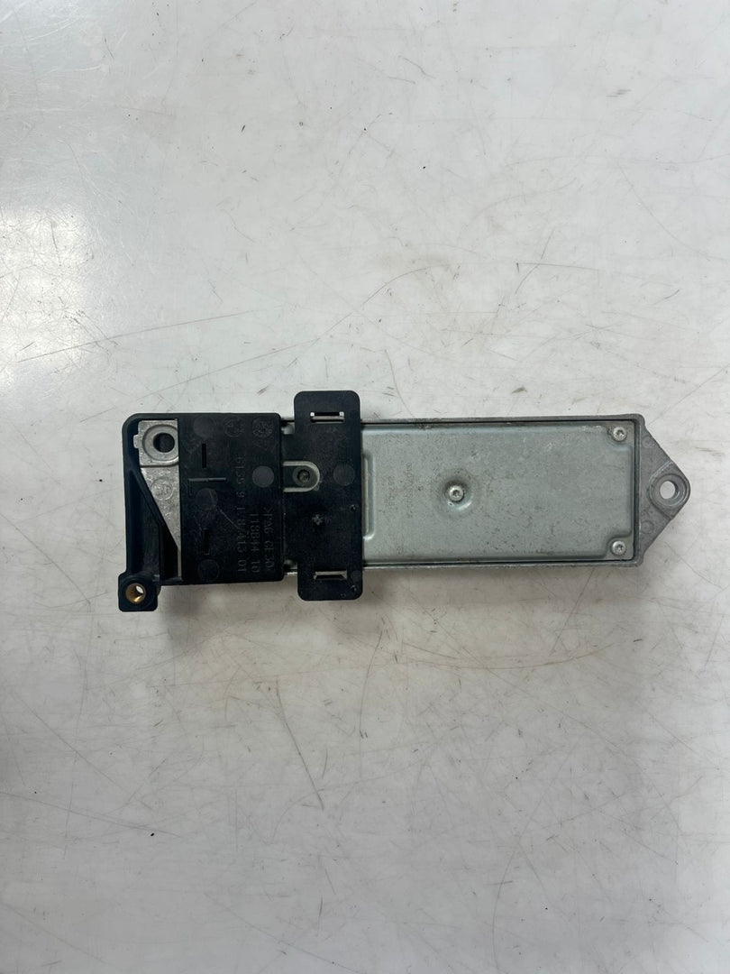 2009-2015 BMW 750i 7 Series F01 F02 F03 F04 Seat Belt Control Module 9202177 OEM