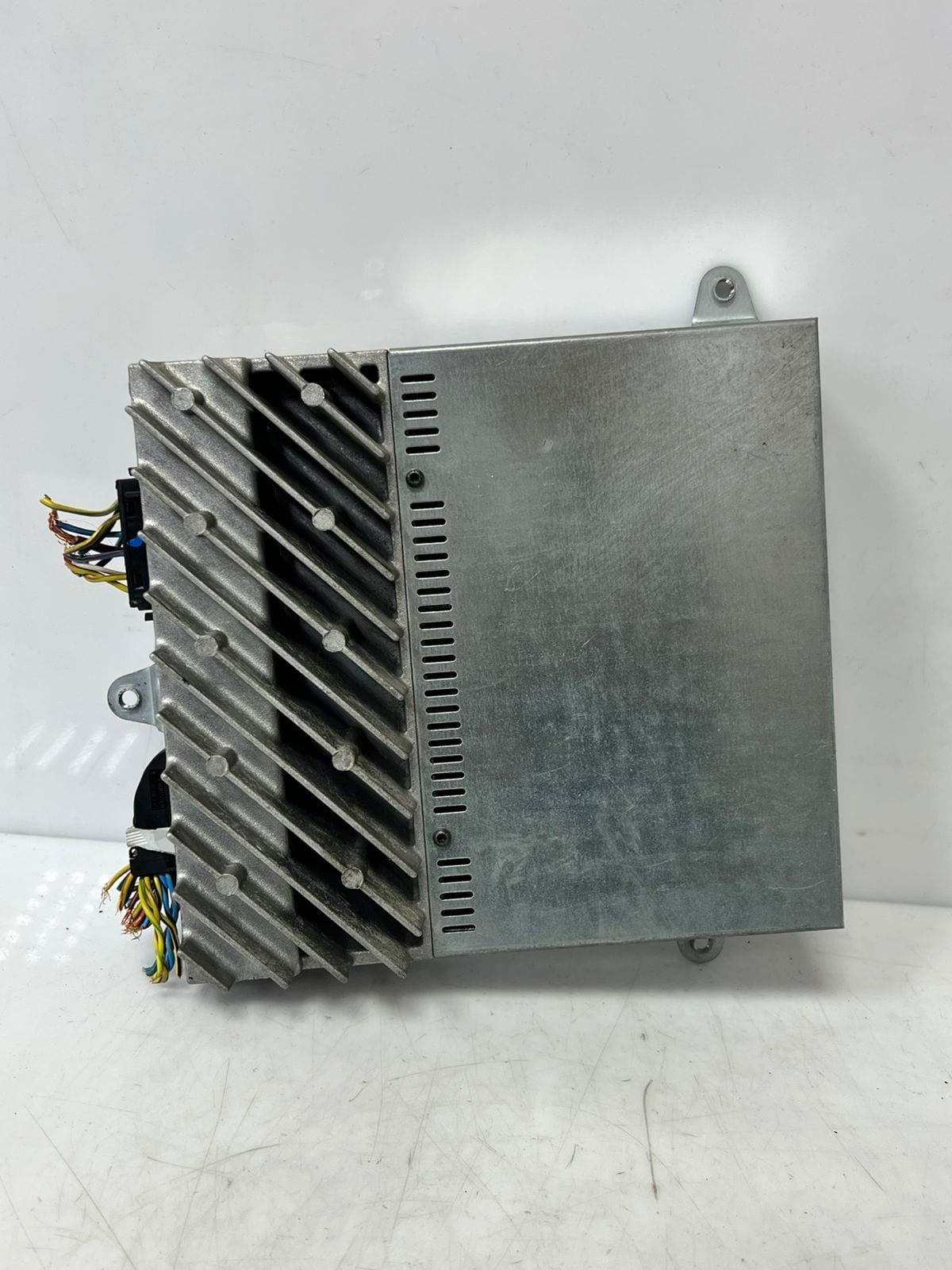 BMW 5-Series E39 E38 530D HIFI Audio SOUND Amplifier MODULE 8362174