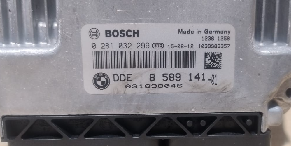 BMW 1 SERIES F20 LCI  116D ECU B37 ENGINE IGNITION KIT OEM+ KEY OEM  8589141
