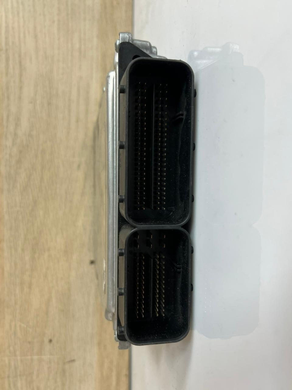 2007-2013 BMW X5 Engine Control Unit ECU DDE 8509036 for X5 E70 3.0D M57