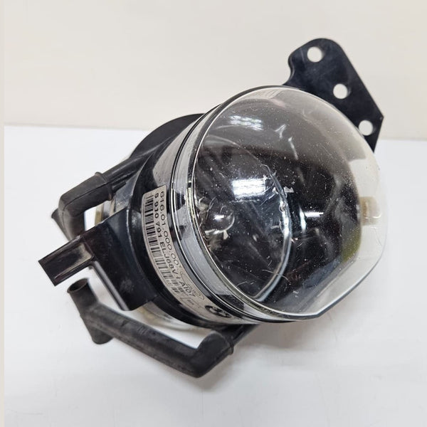 2004-2007 BMW E46 E60 E61 E90 E91 525i Fog Light Left Side 6910791 USED
