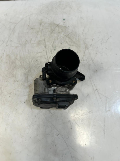 2013 BMW X3 X4 X5 X6 E84 E83 F25 F26 E70 F15 E71 F16 Throttle Body 7810752 OEM