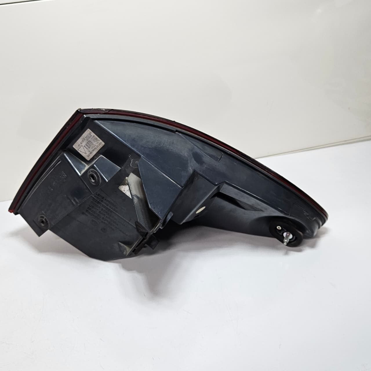 OEM BMW 5 GT F07 Fender right Tail Light 7199642