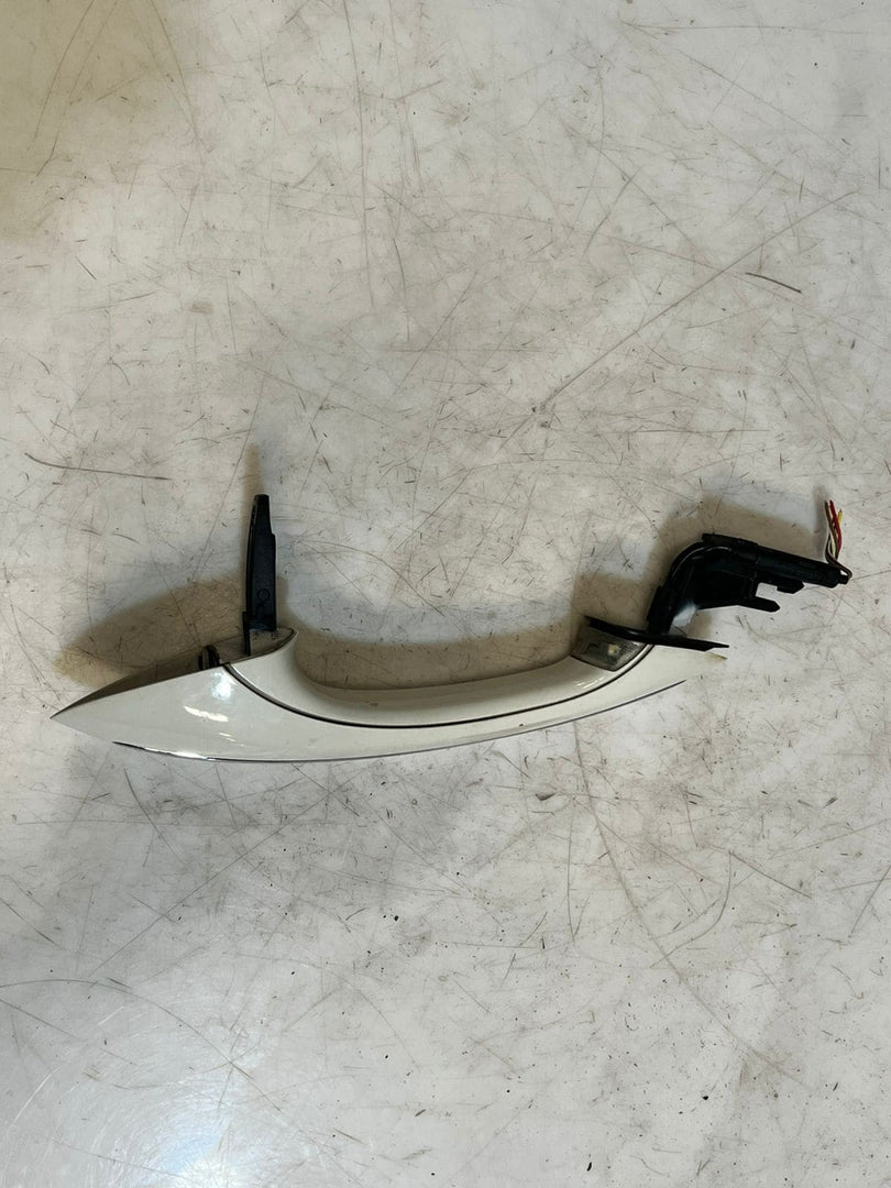 2011-2016 BMW 528i F01 F02 F03 F04 F10 Rear Left Exterior Door Handle 7305275