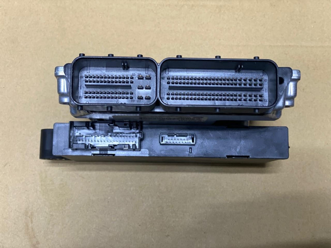 2007-2013 BMW X5 E70 DIESEL Engine Ecu SET 7810950  E70 X5 3.0D
