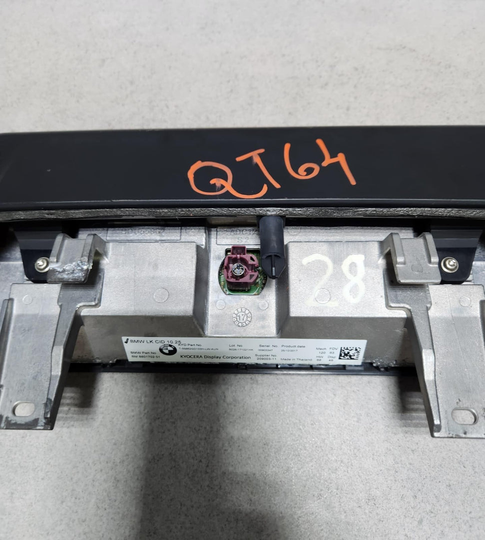 2018 BMW 530i Display Screen 8801702 G30 G31 530i 540i and M5