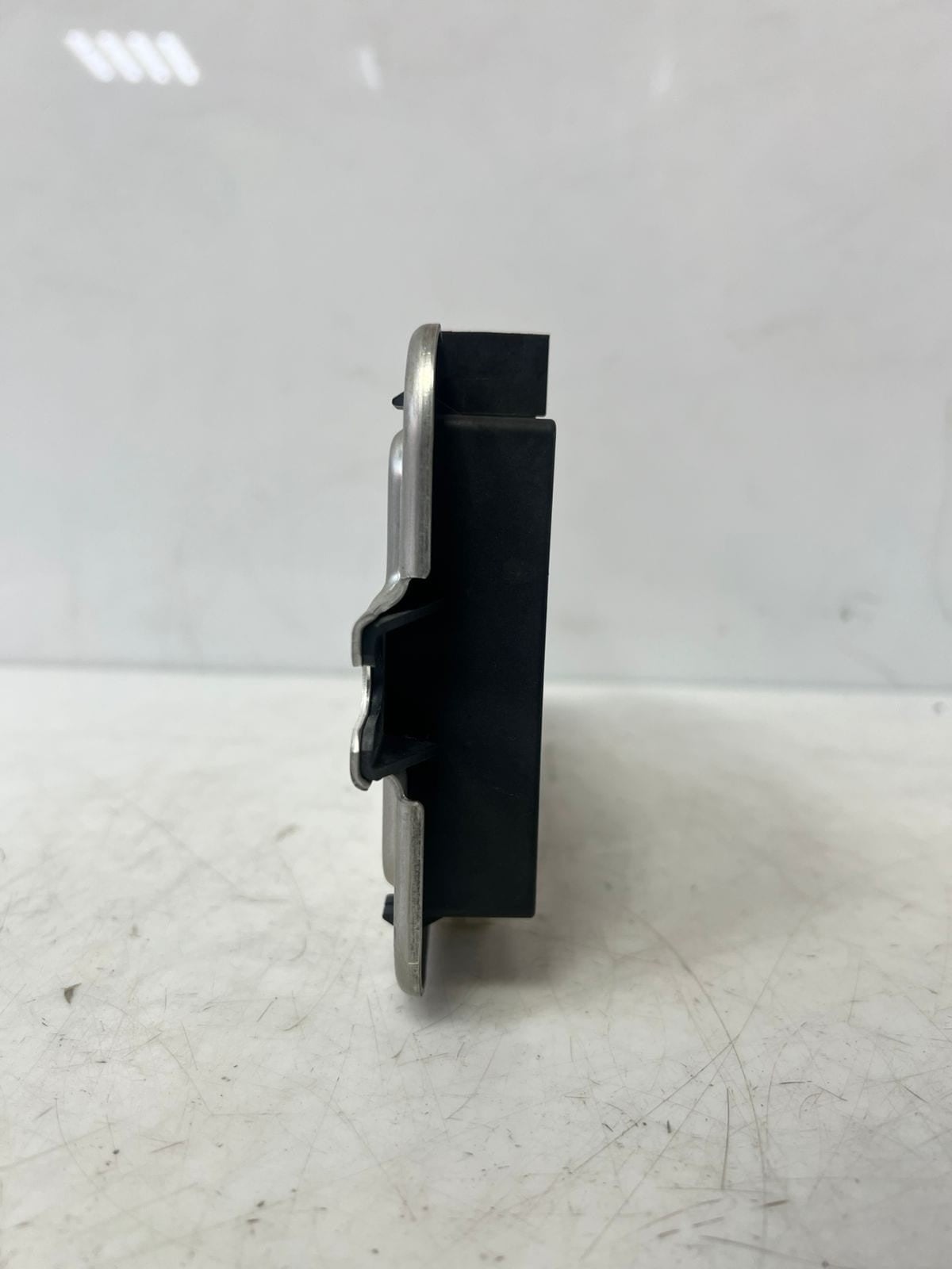 2011-2015 BMW F01 F02 740i 750i FRM3 Footwell LED Control Module 9285930 OEM
