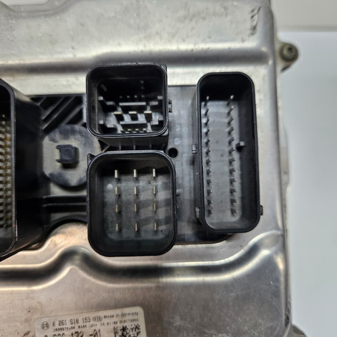 2016 BMW F30 F32 320iX 420iX N20 Engine Control Unit DME 8626172