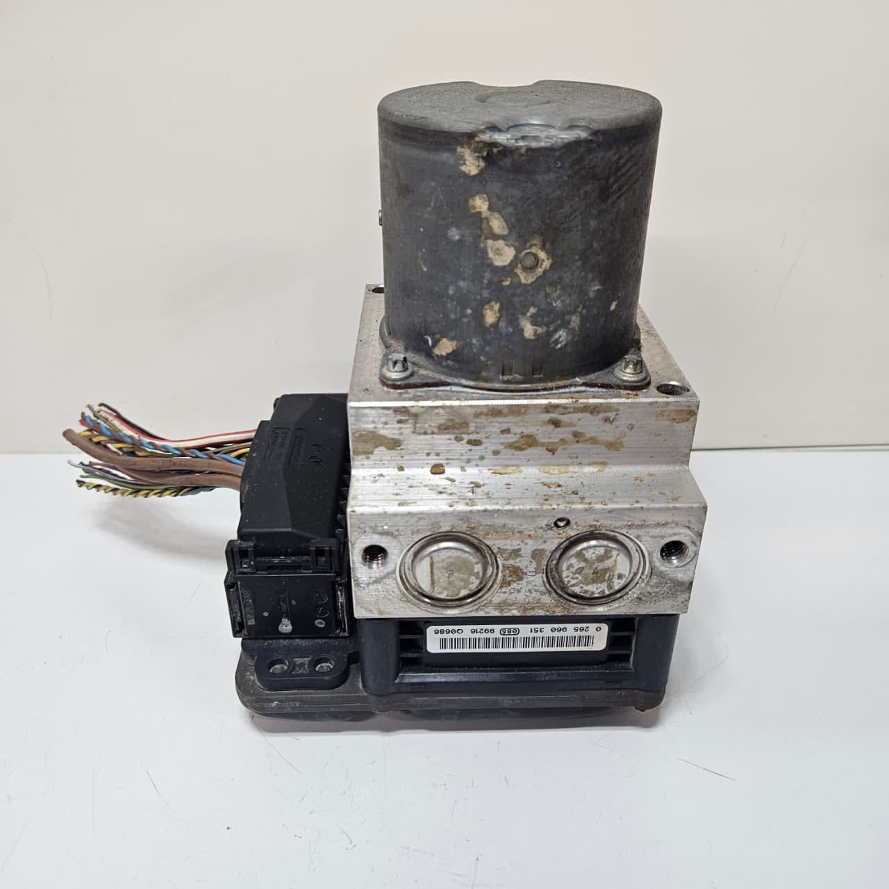 2007-2013 BMW X5 X6 E70 E71 ABS DSc Pump Control Unit 6795778