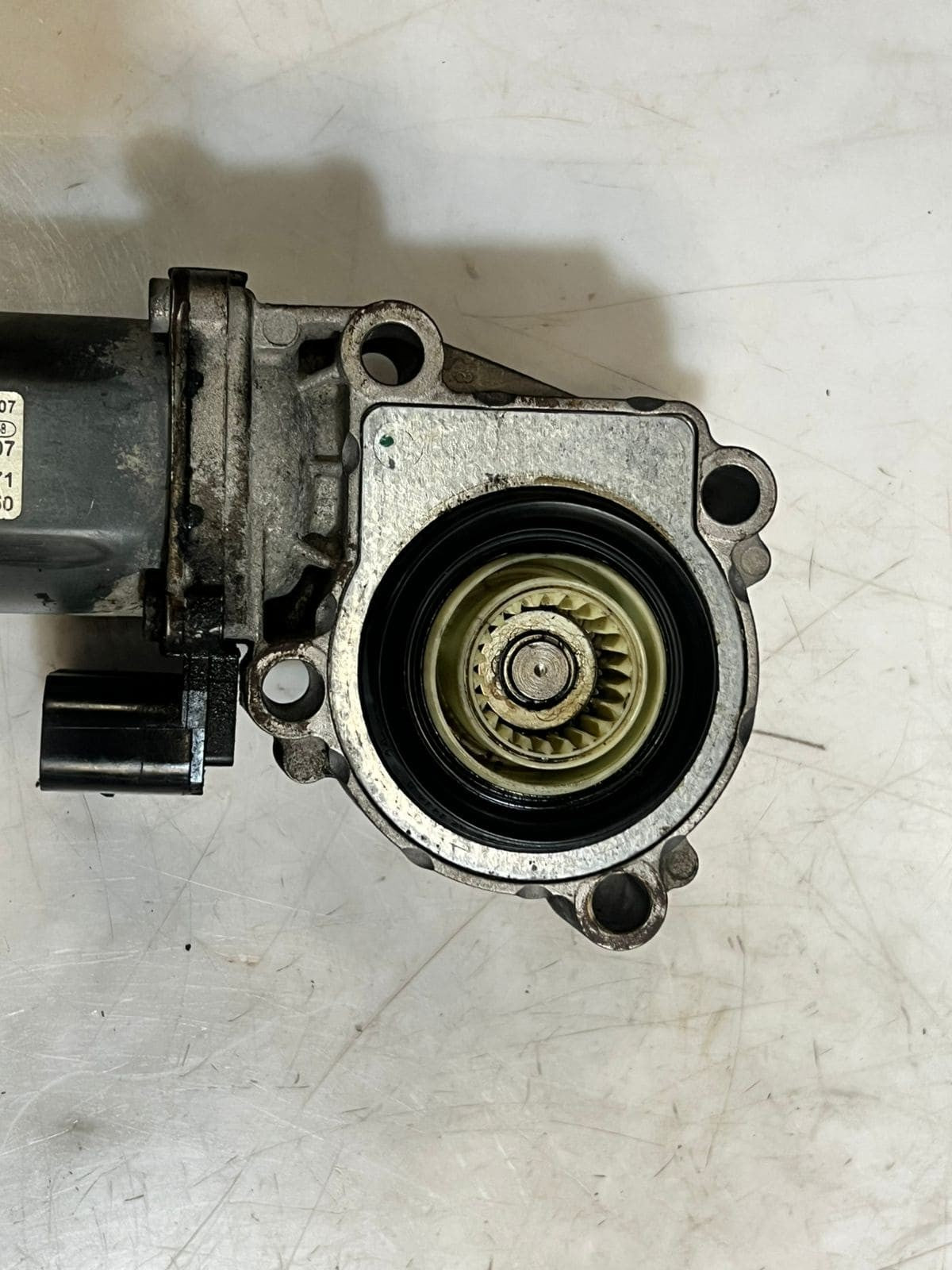 2002-2014 BMW X5 E70 X6 E71 3.0D Transfer Case Actuator Motor 7566250 OEM