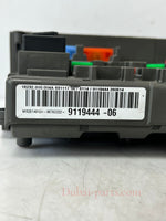 Load image into Gallery viewer, 2007-2013 BMW 328i E90 E91 E92 E84 Front Power Distribution Fuse Box 9119444 OEM