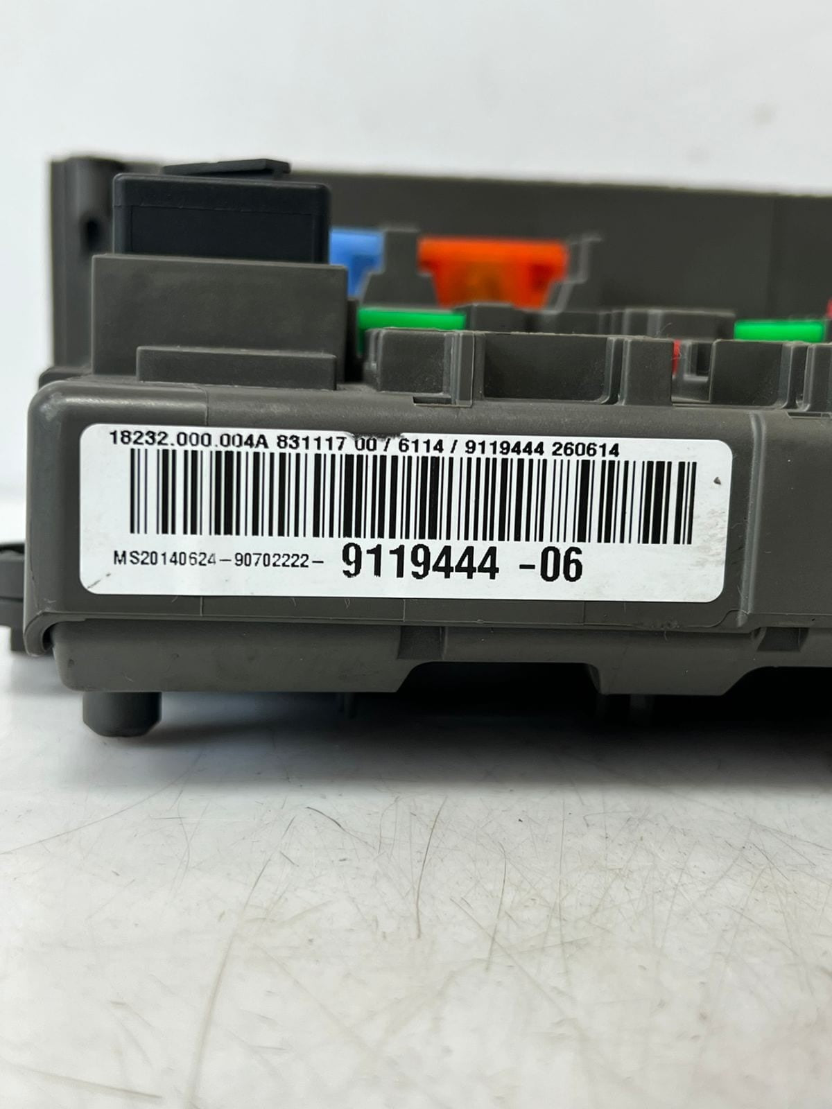 2007-2013 BMW 328i E90 E91 E92 E84 Front Power Distribution Fuse Box 9119444 OEM