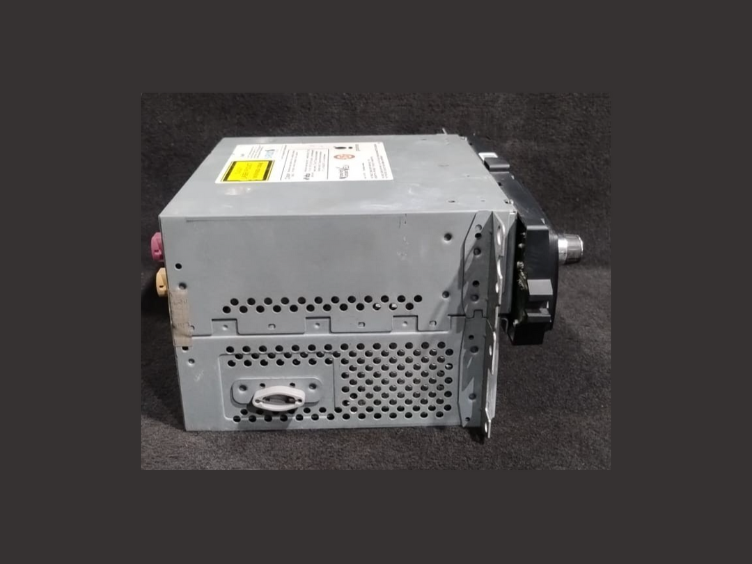 OE BMW E82 E88 E90 CIC SAT NAV COMPUTER NAVIGATION HEAD UNIT JAPAN - 9283431