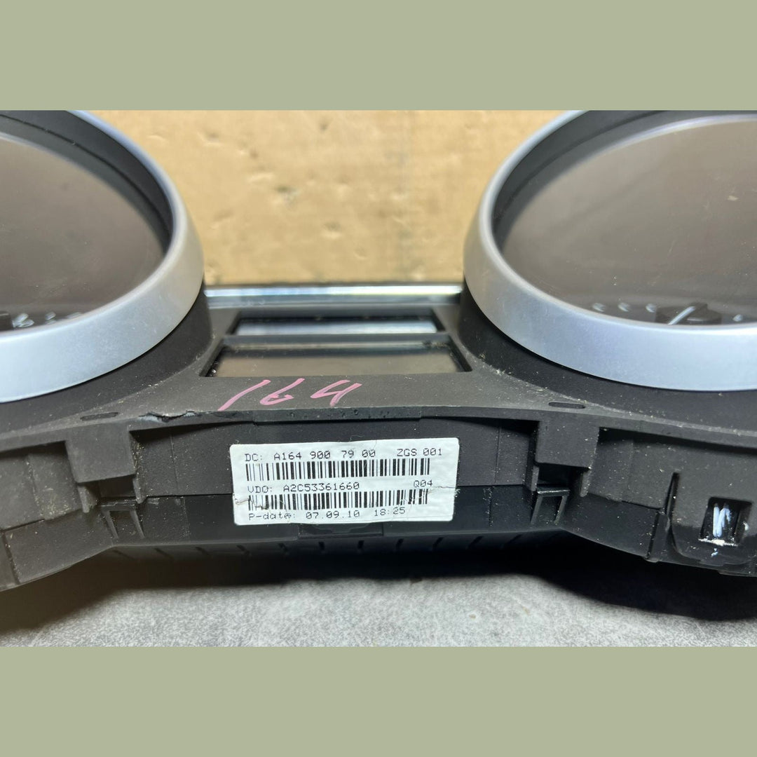 07-13 Mercedes-Benz W164 GL ML Instrument Cluster Speedometer A164 9007900 OEM
