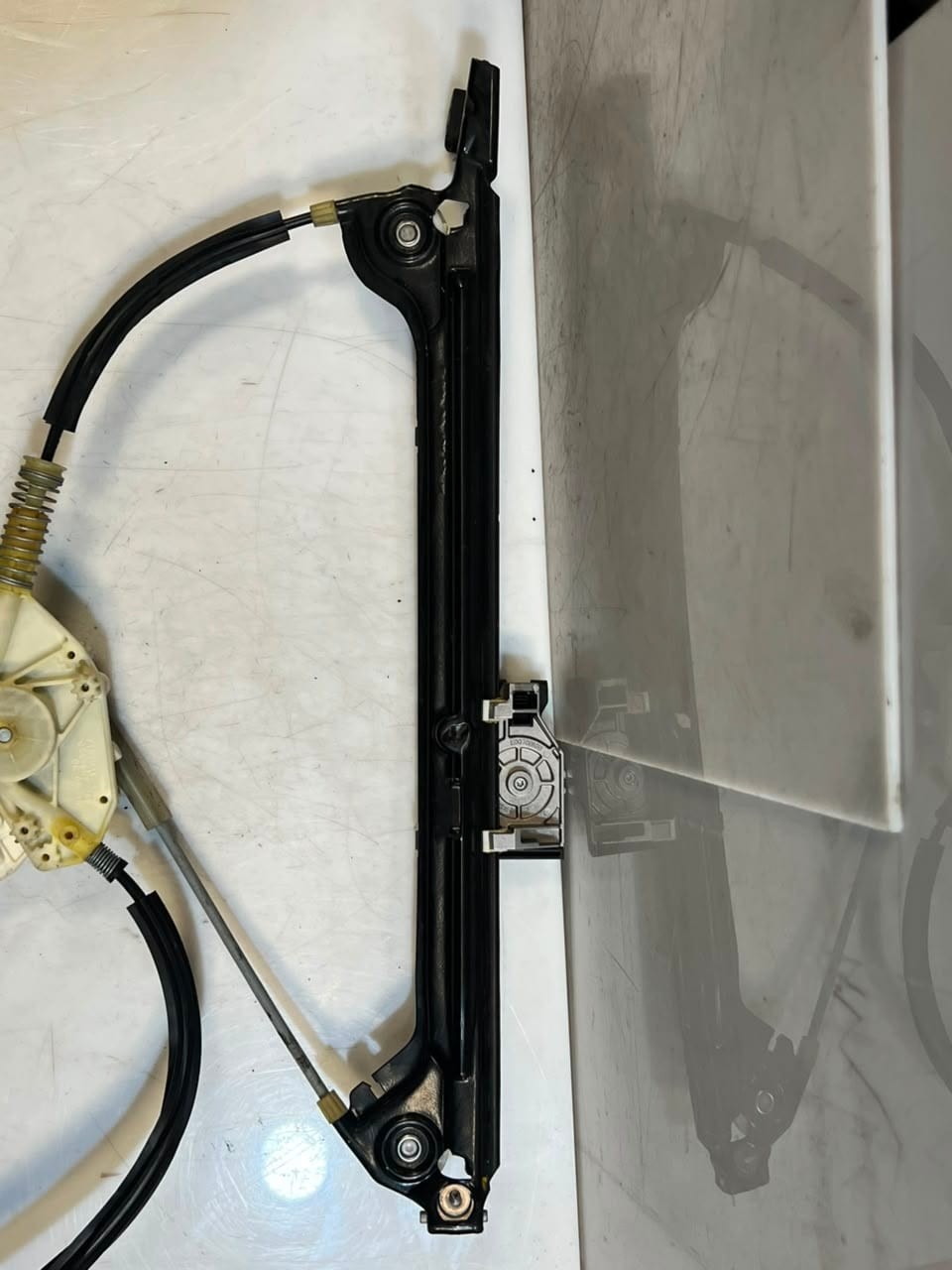 2009-2017 BMW 5 Series GT F07 Rear Door Window Regulator with Motor 7197918