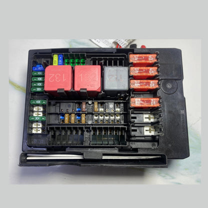 21-24 Mercedes W206 C250 C-Class Fuse Junction Block Relay Box A223 9061502 OEM
