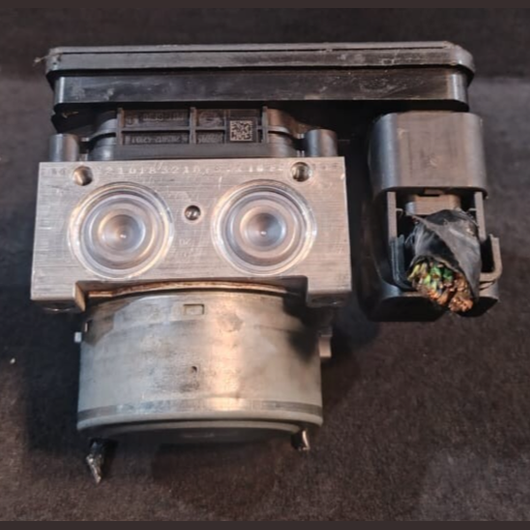 BMW F45 216D 2015 DSC ABS BRAKE PUMP CONTROL MODULE UNIT - 6878051