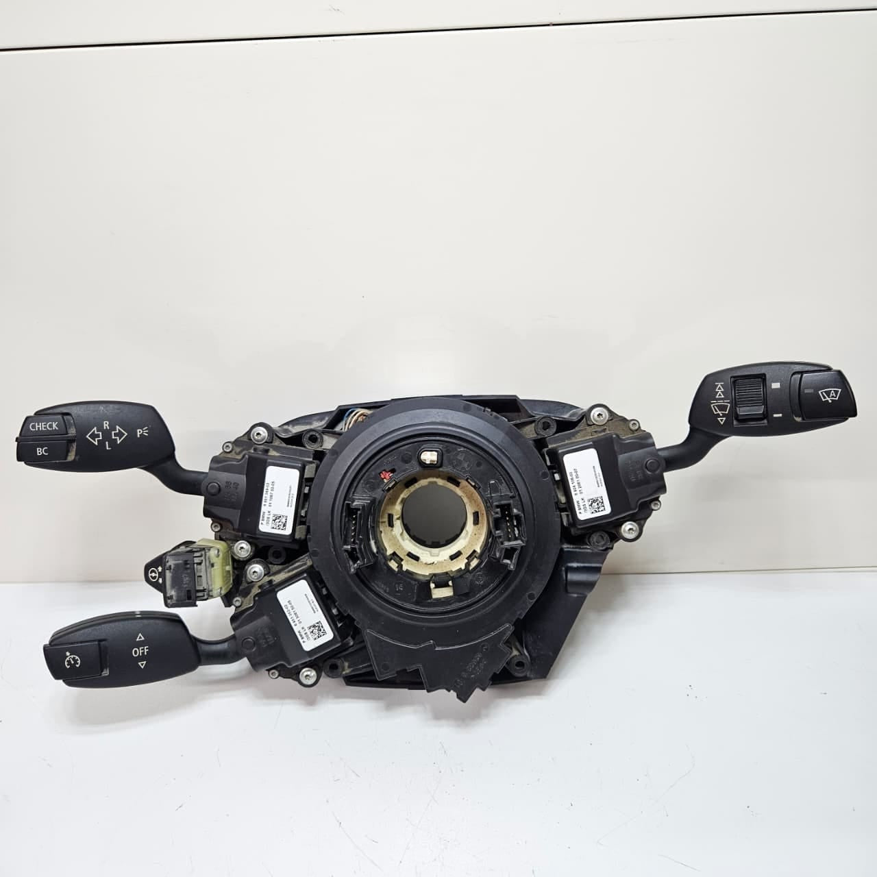 2008 BMW 5 Series E60 E61 528i Steering Column Switch 6968198 USED