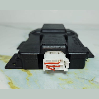10-14 Mercedes W212 E400 E-Class Hybrid Fuse Box Control Module A000 5406050 OEM