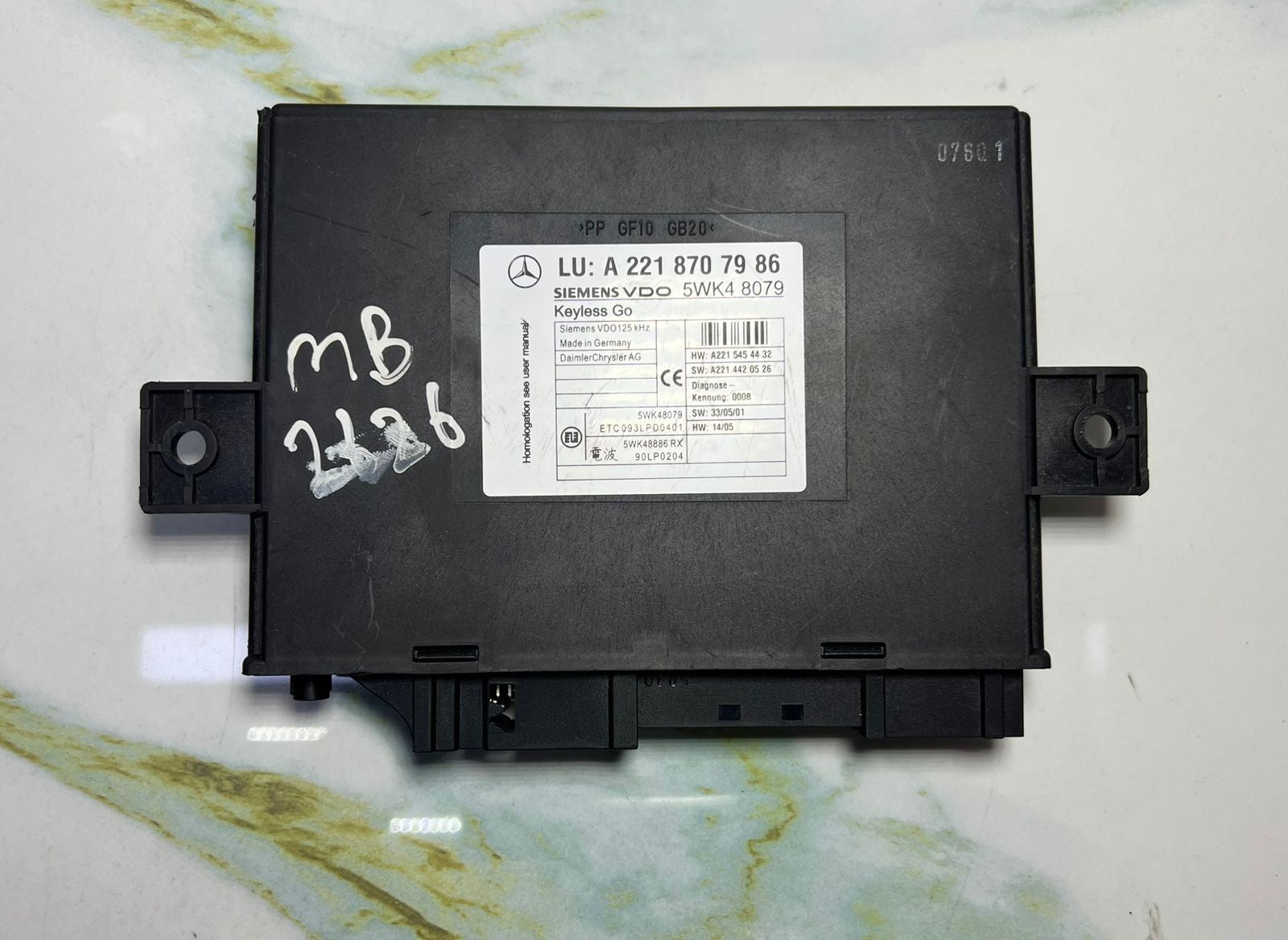 2007-2010 Mercedes-Benz W221 S-Class S550 Keyless Go Control Module A221 8707986